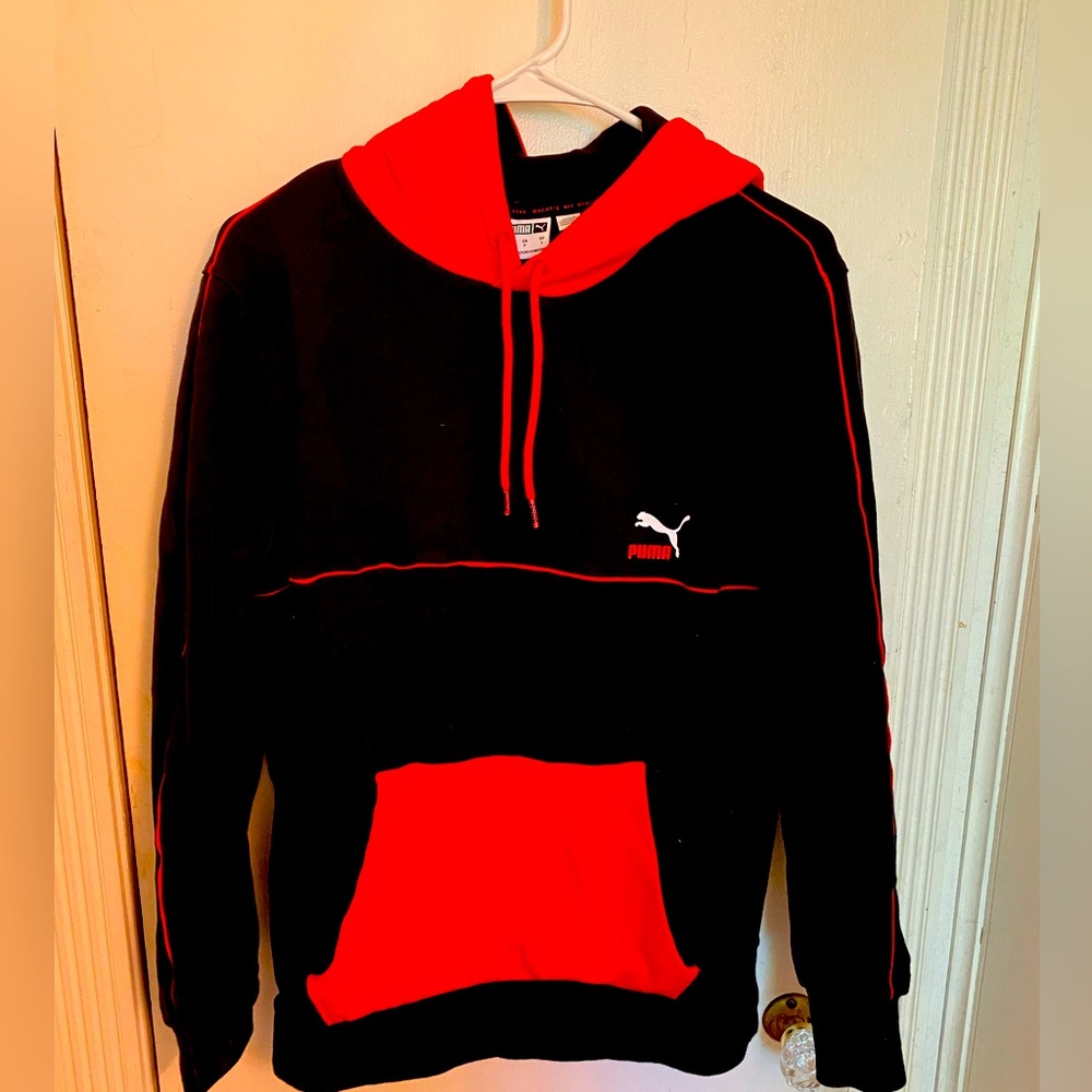 Puma Pullover Hoodie - Size Men’s Small